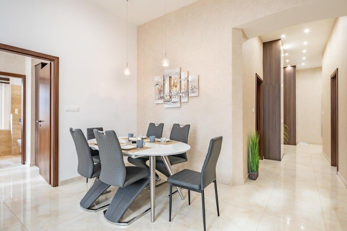 Splendid Perfectly Located Flat With Sauna Διαμέρισμα Βουδαπέστη Εξωτερικό φωτογραφία