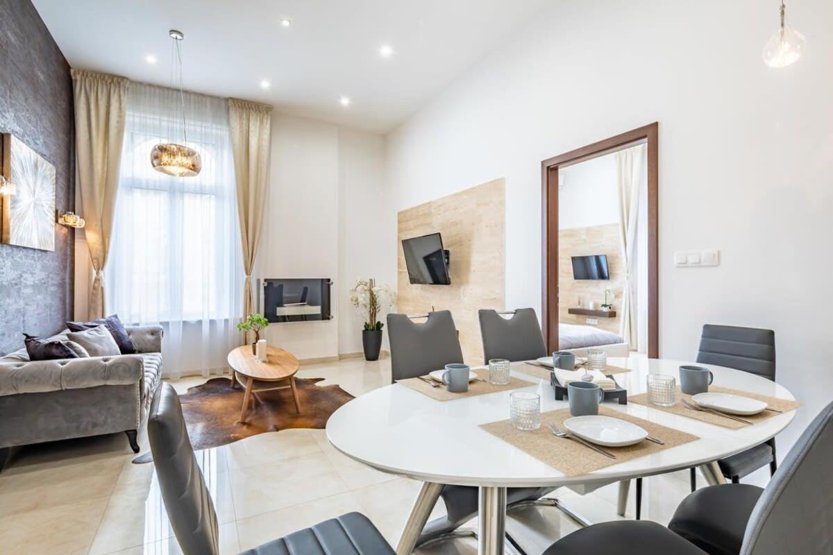 Splendid Perfectly Located Flat With Sauna Διαμέρισμα Βουδαπέστη Εξωτερικό φωτογραφία